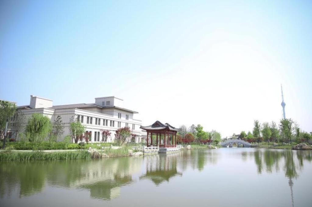 Linyi Blue Horizon International Hotel Yi He Exteriör bild